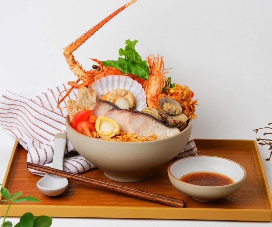 Lake View Golden Seafood | Singapore Local Delights | Restaurant | Food  Kiosk & Light Bites | Seafood | Food & Beverage | IMM Building
