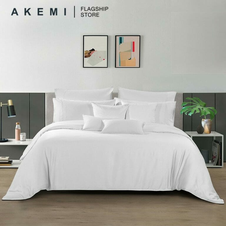 AKEMI Tencel Modal Sanctuary - Carlos Clean White Duvet Set, Furniture &  Home Living, Bedding & Towels on Carousell